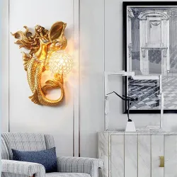 Luksuriøs krystal væglampe - guld havfrue med kugle
