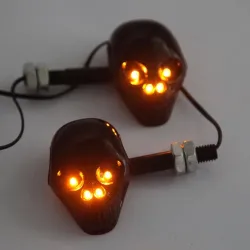 Motorcykel blinklys - sort kranium - LED - gult lys - 12V - 2 stk.
