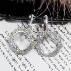Elegant crystal earrings