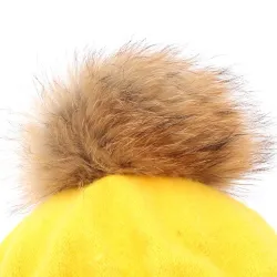 Elegant beret with fur pom-pomHats & Caps